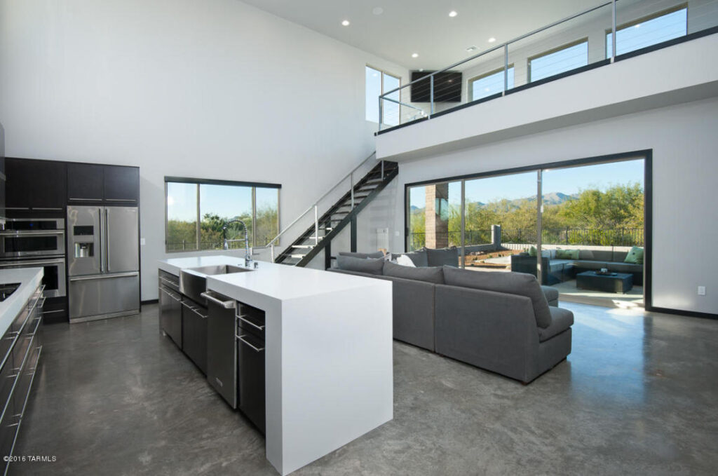 Expert Interior Painting Services in Tucson, AZ for Modern Homes