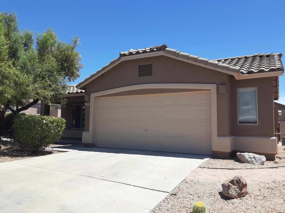 Why Tucson, AZ Homes Need Specialized Exterior Paint Protection
